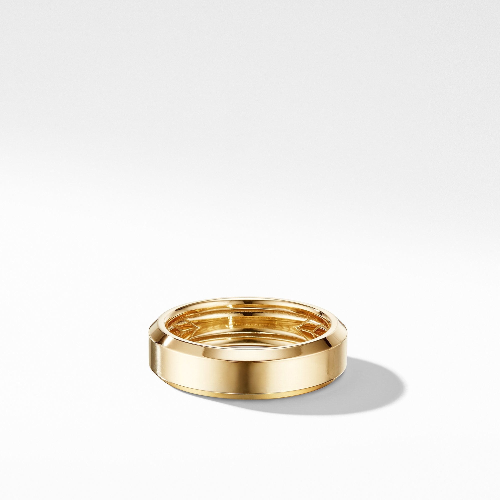 Beveled Band Ring in 18K Yellow Gold