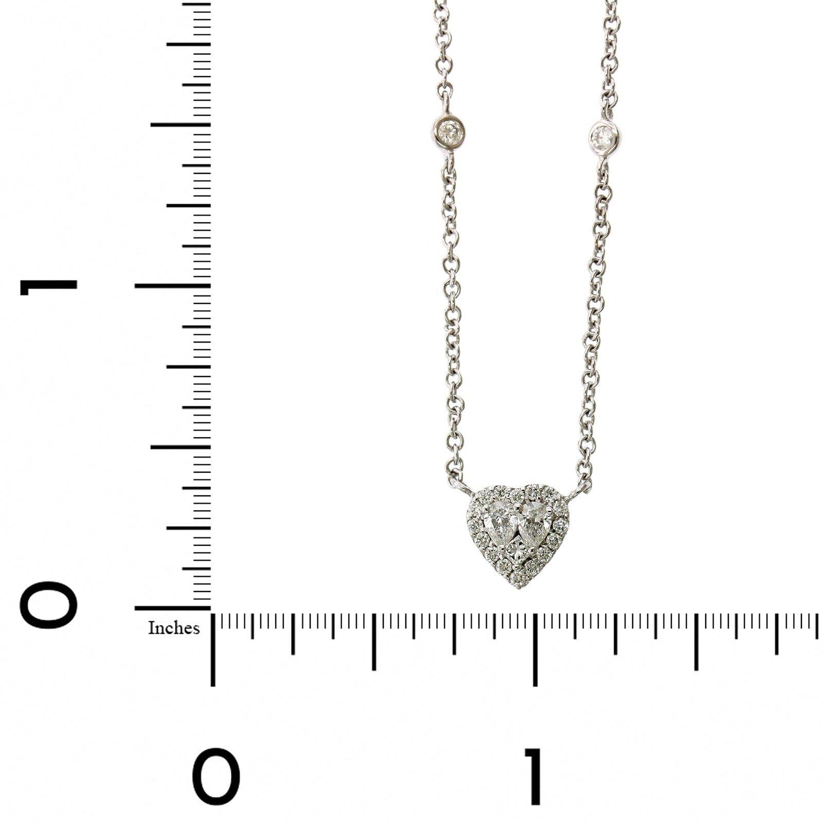 18K White Gold Heart Cluster Diamond Necklace