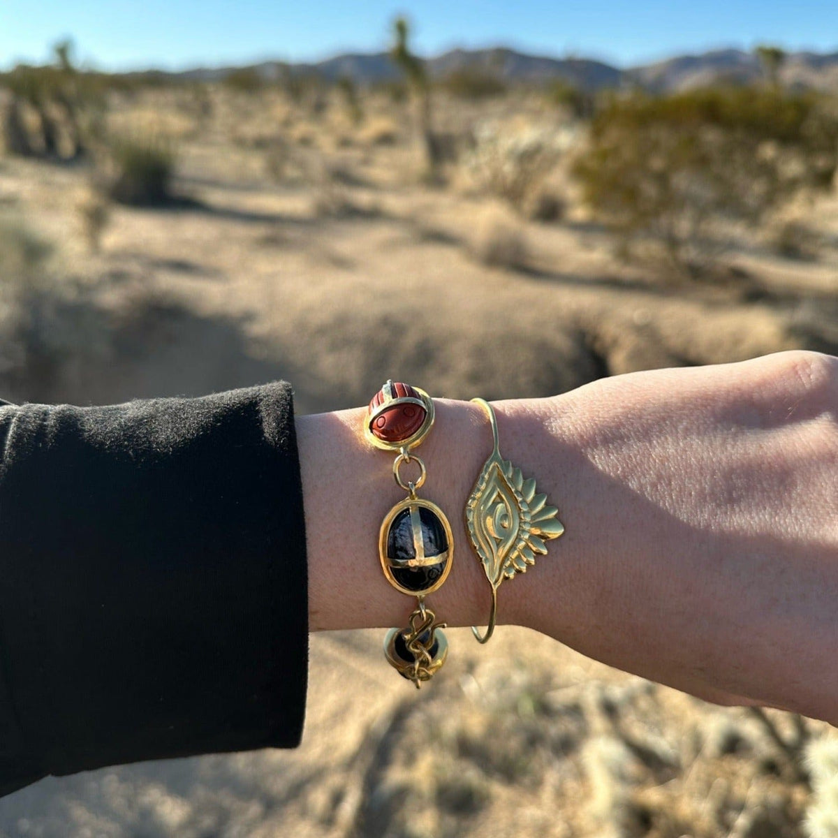 Christina Alexiou 18K Yellow Gold Evil Eye Bangle Bracelet