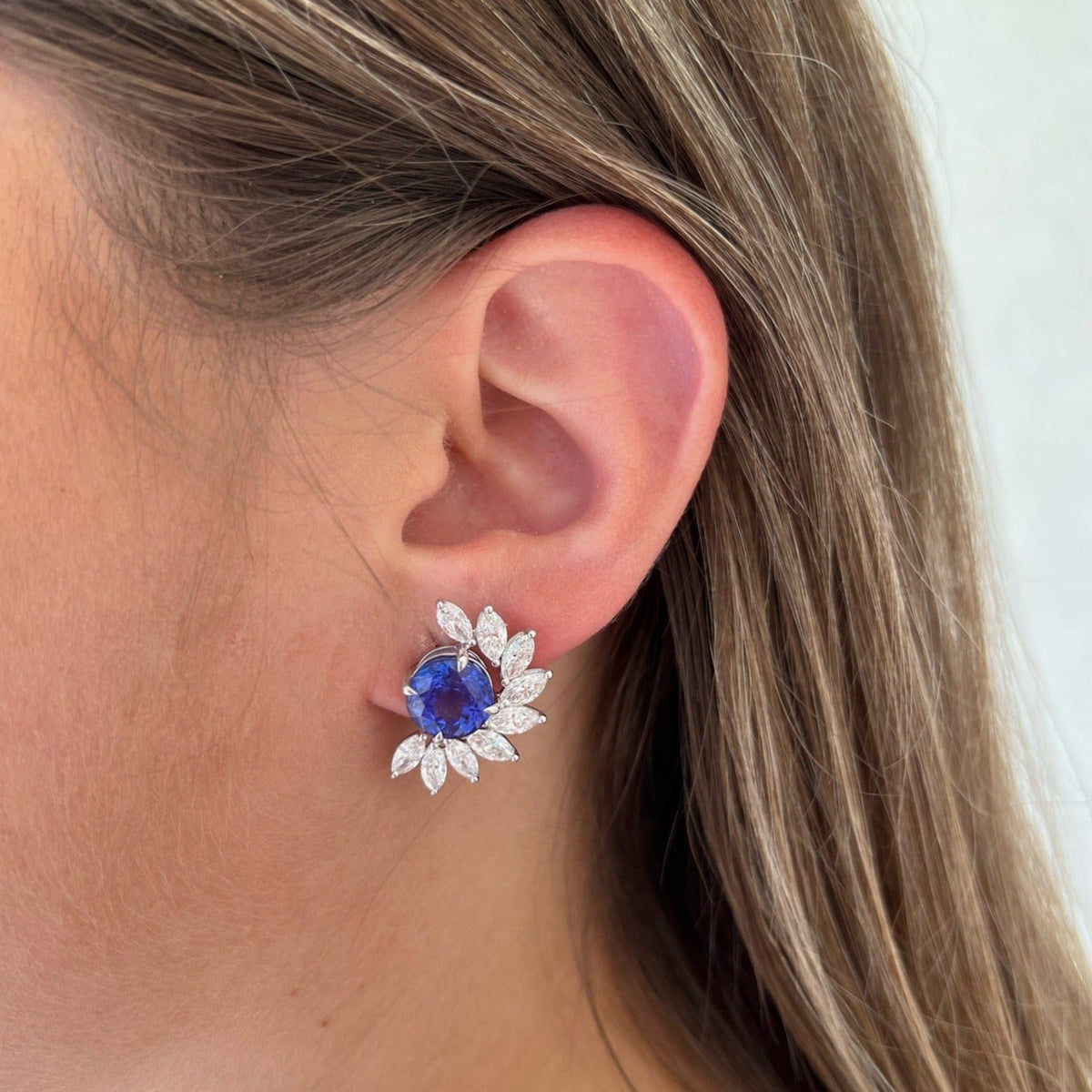18K White Gold Tanzanite Diamond Stud Earrings