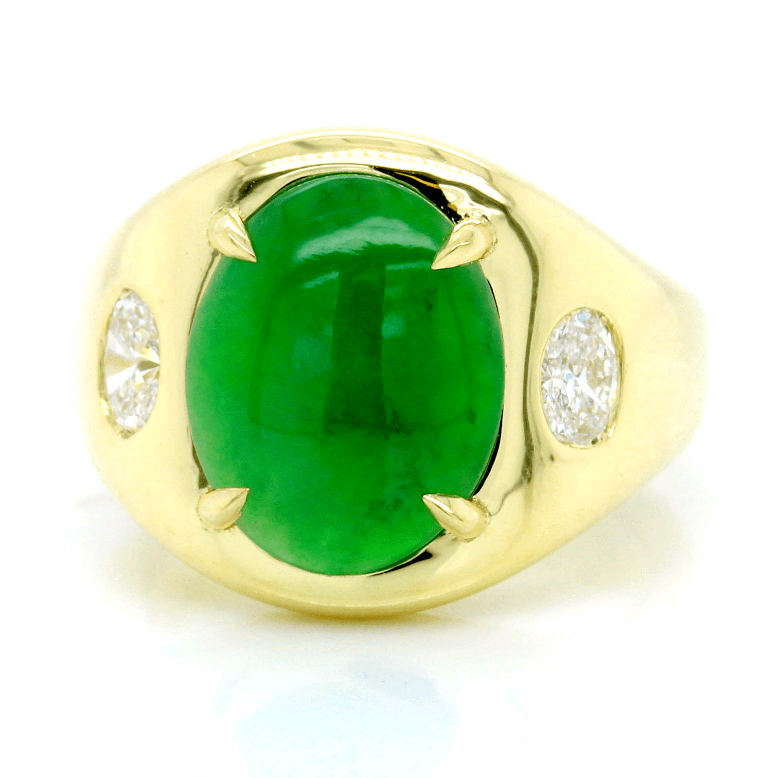 18K Yellow Gold Oval Cabochon Jade Ring