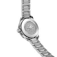 TAG Heuer Aquaracer Professional 200 Diamond