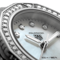 TAG Heuer Aquaracer Professional 200 Diamond