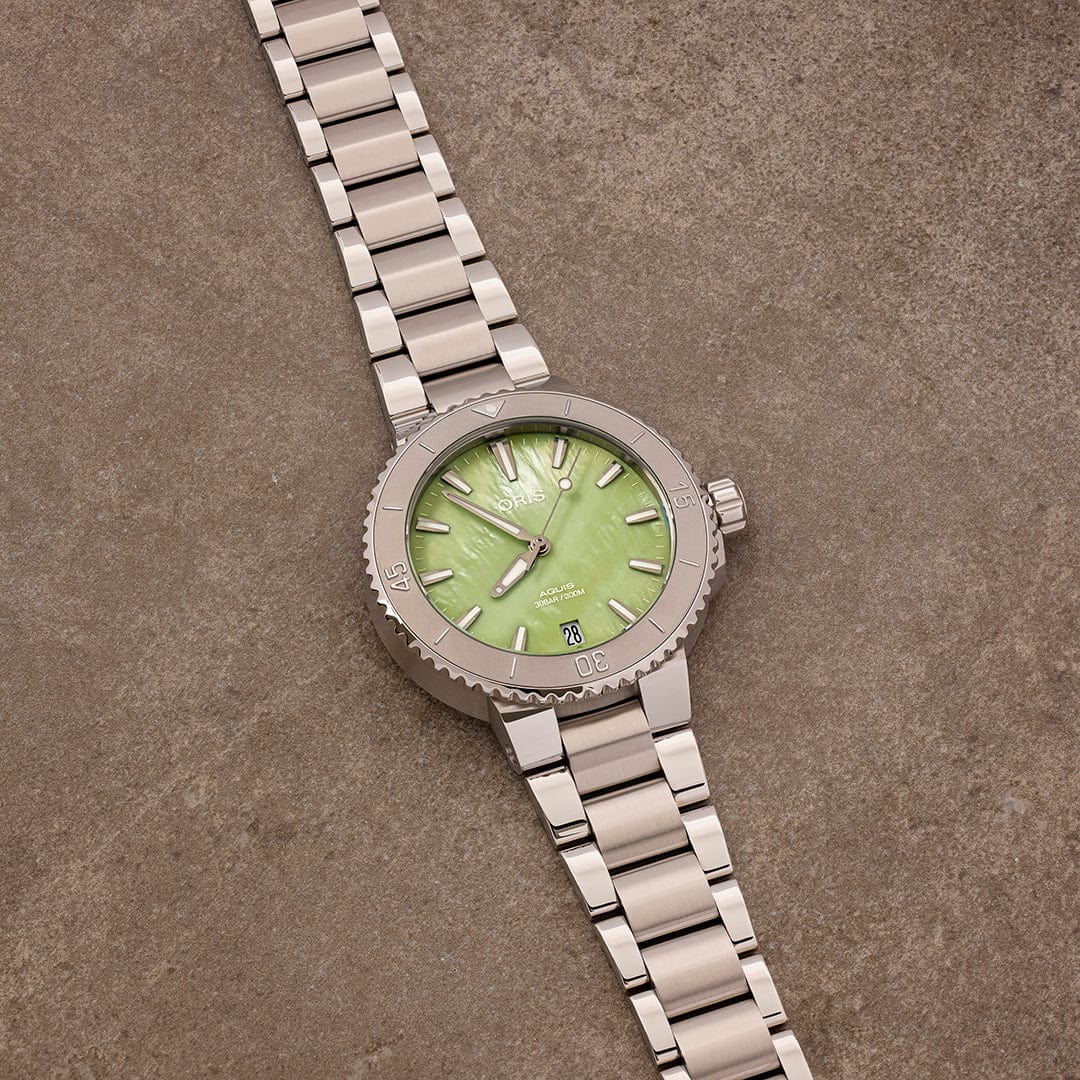 Oris Aquis Date