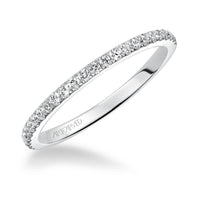18K White Gold Shared Prong Diamond Band
