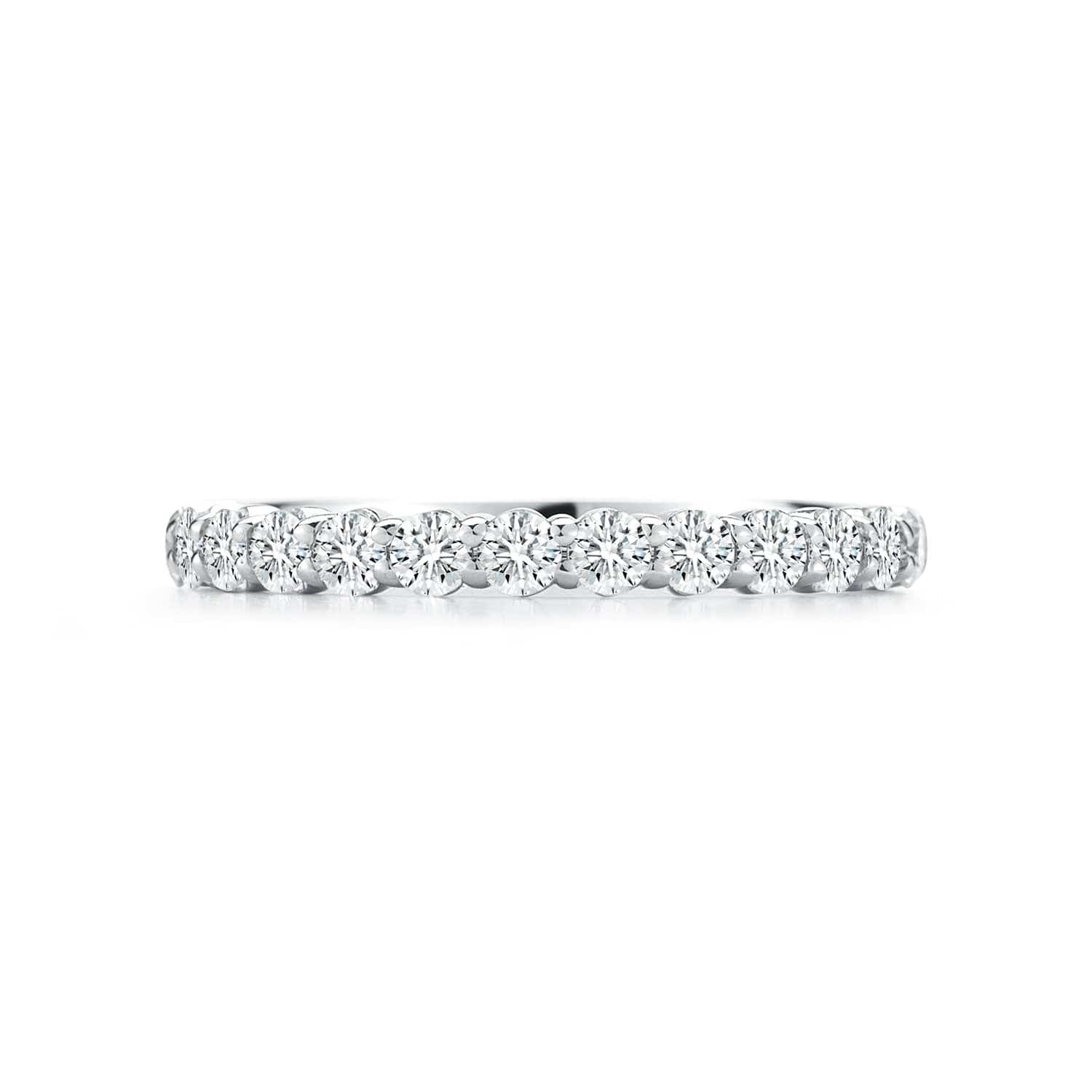18K White Gold 13 Stone Round Diamond Wedding Ring
