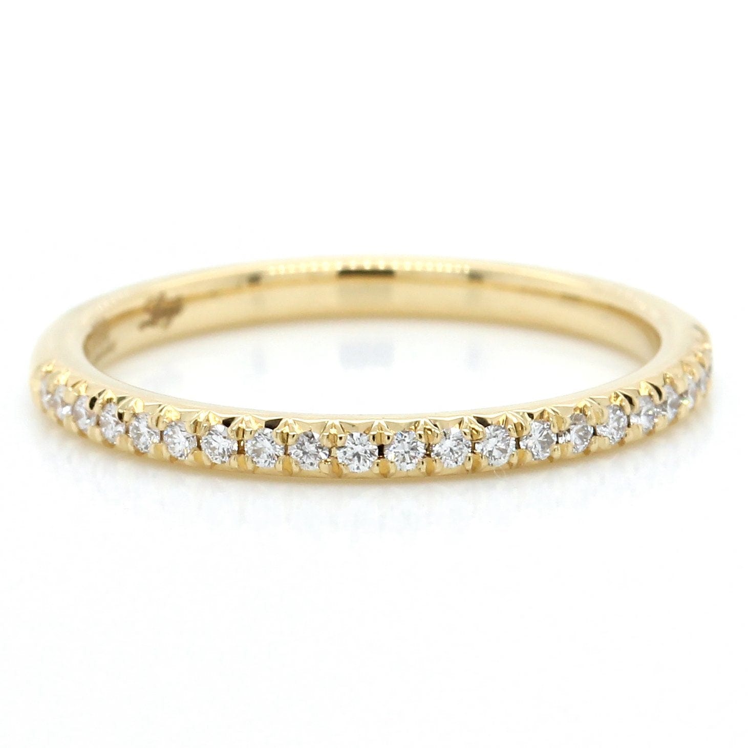 18K Yellow Gold Modern Classic Diamond Band