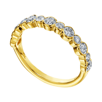 18K Yellow Gold Diamond Band