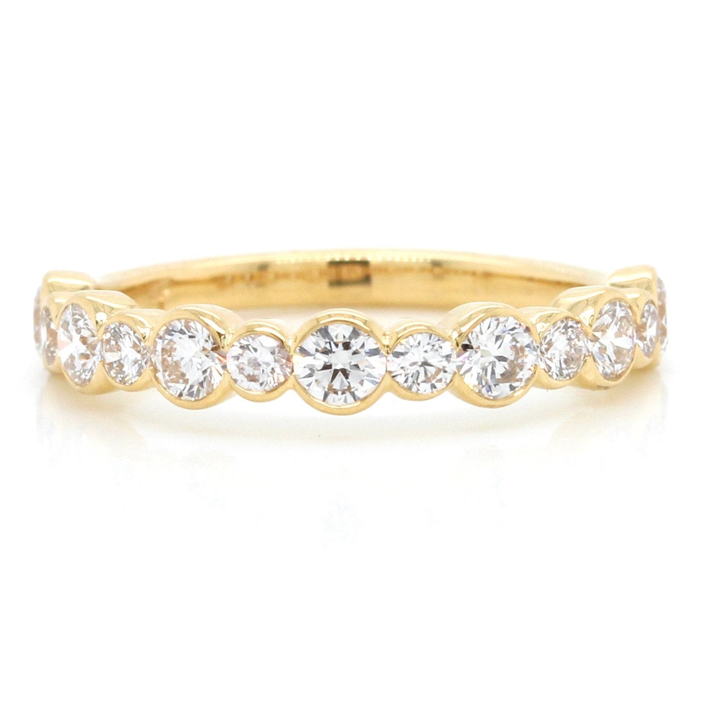 18K Yellow Gold Diamond Band