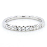 18K White Gold Prong Set Diamond Band
