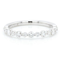 18K White Gold Alternating Round Diamond Band