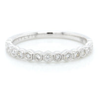 18K White Gold Alternating Shapes Milgrain Diamond Band