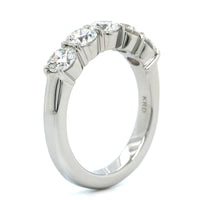 Platinum Shared Prong 5 Stone Diamond Band