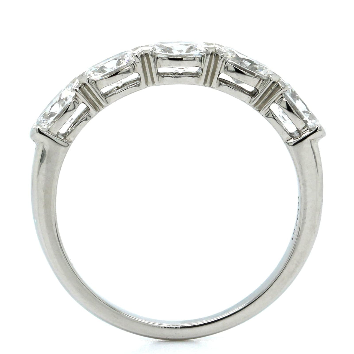 Etho Maria Platinum Oval Diamond X Prong Band