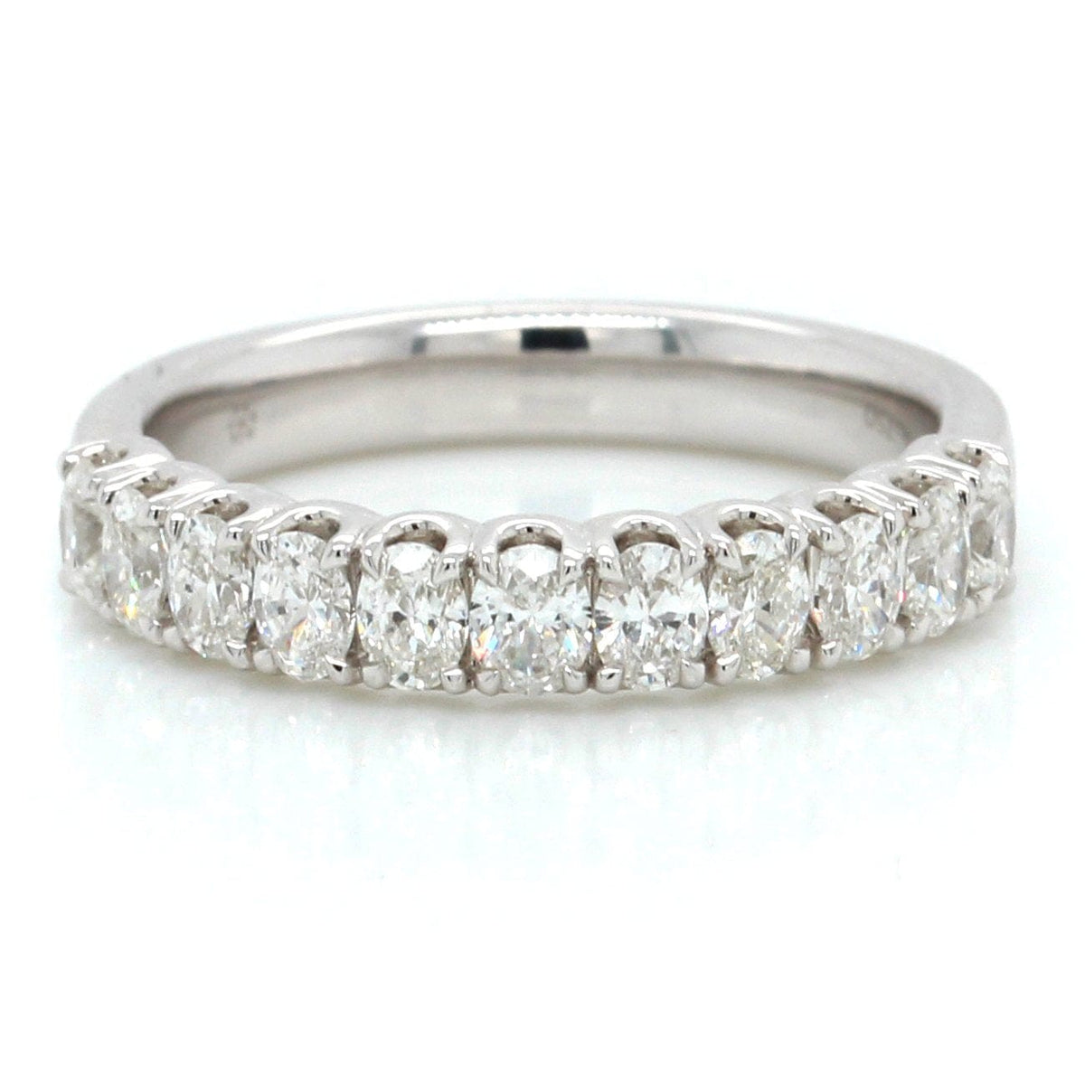 18K White Gold Oval Diamond Wedding Ring