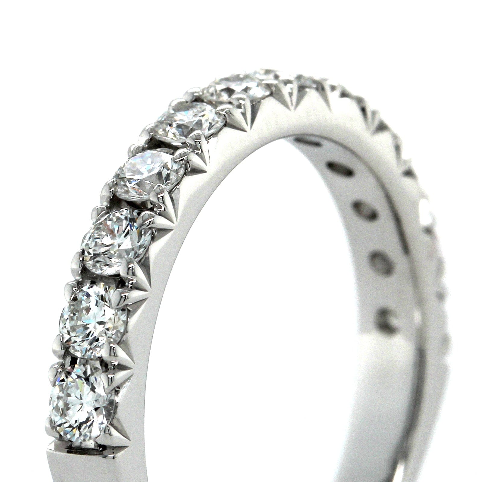 18K White Gold Prong Set Diamond Band