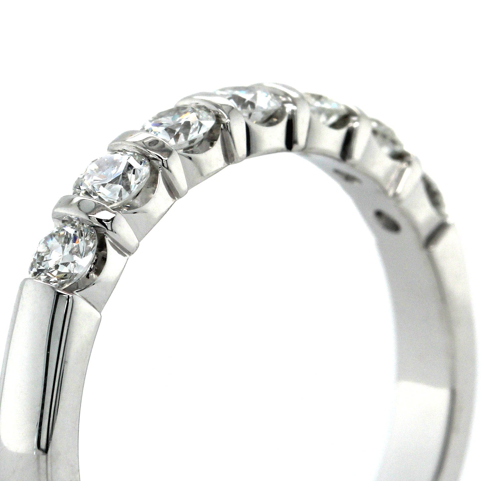 18k White Gold 7 Stone Bar Set Diamond Band