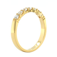 18K Yellow Gold 7 Stone Shared Prong Diamond Band