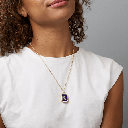 Sorellina 18K Yellow Gold Le Stelle Star Onyx Locket