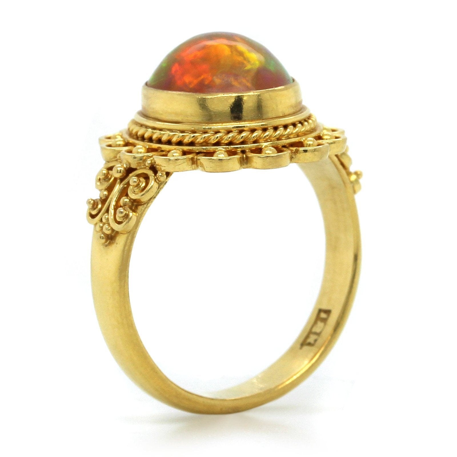 18K Yellow Gold Fire Opal Ring