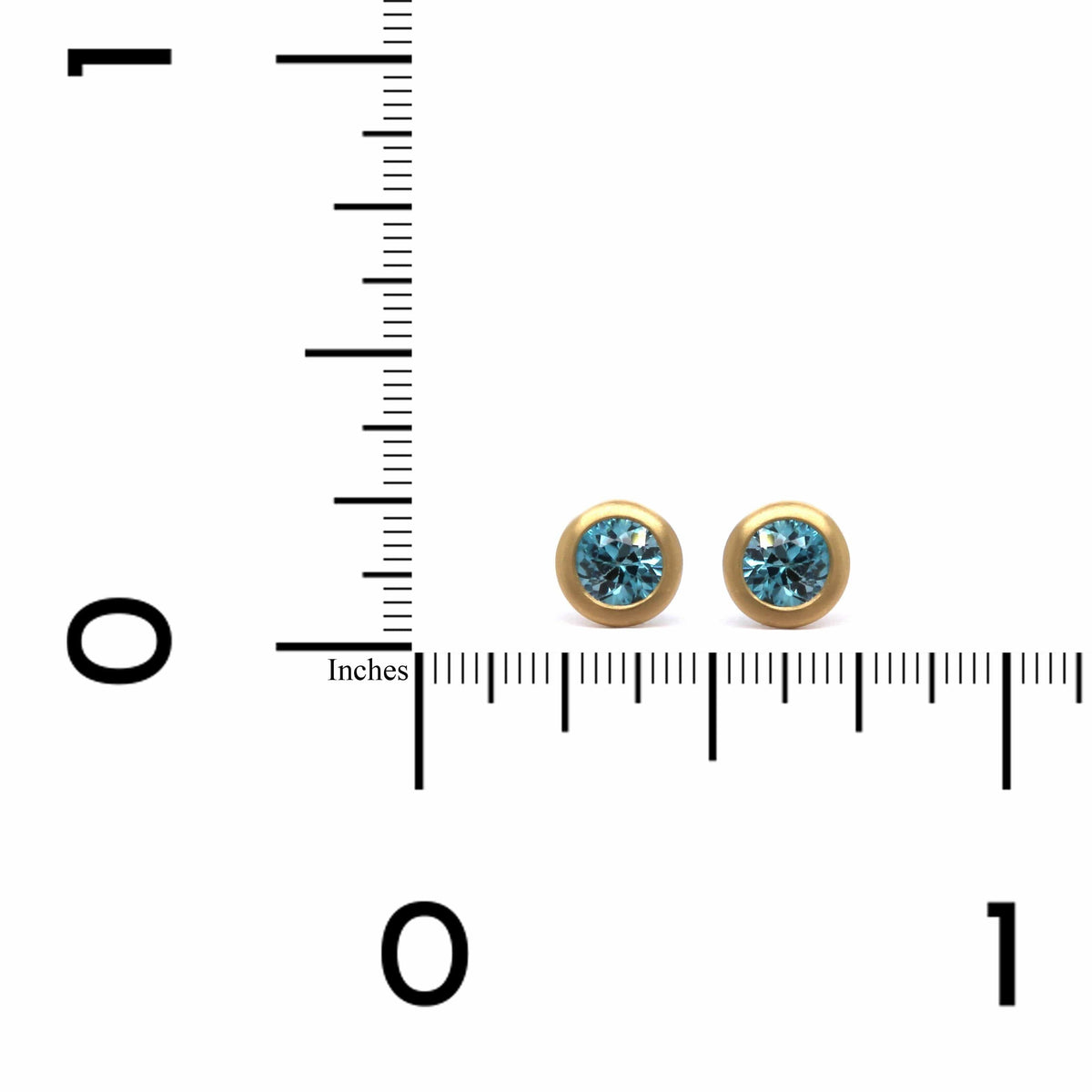18K Yellow Gold Blue Zircon Stud Earrings