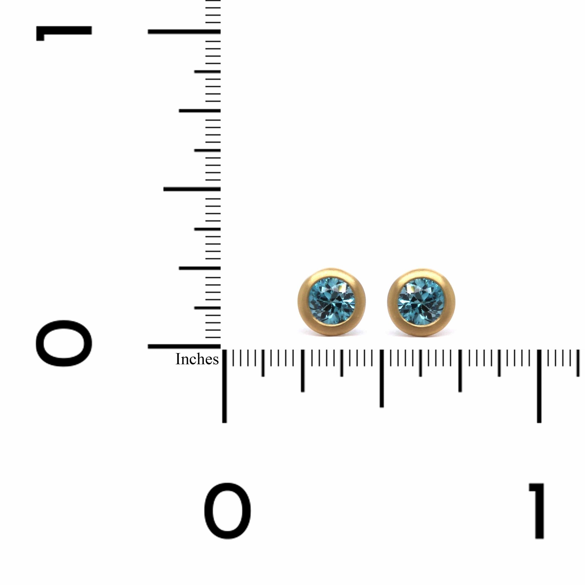 18K Yellow Gold Blue Zircon Stud Earrings