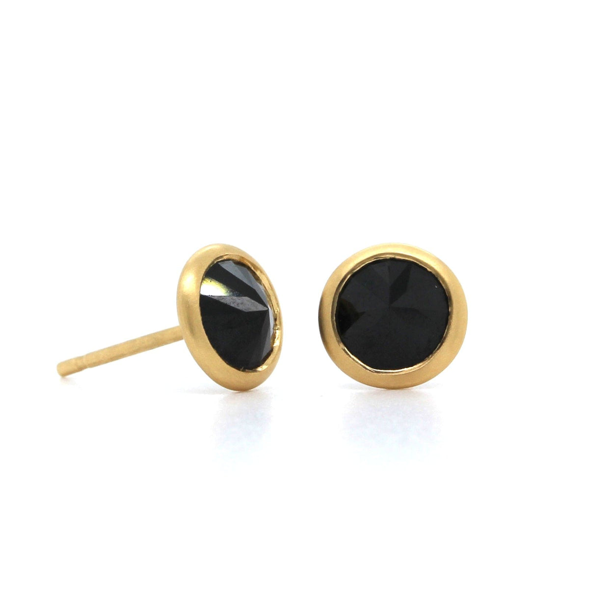 18K Yellow Gold Bezel Set Black Spinel Stud Earrings