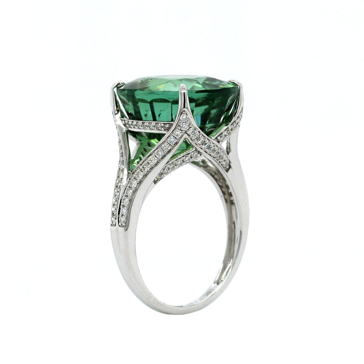 18K White Gold Green Tourmaline Diamond Ring