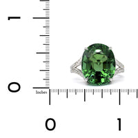18K White Gold Green Tourmaline Diamond Ring