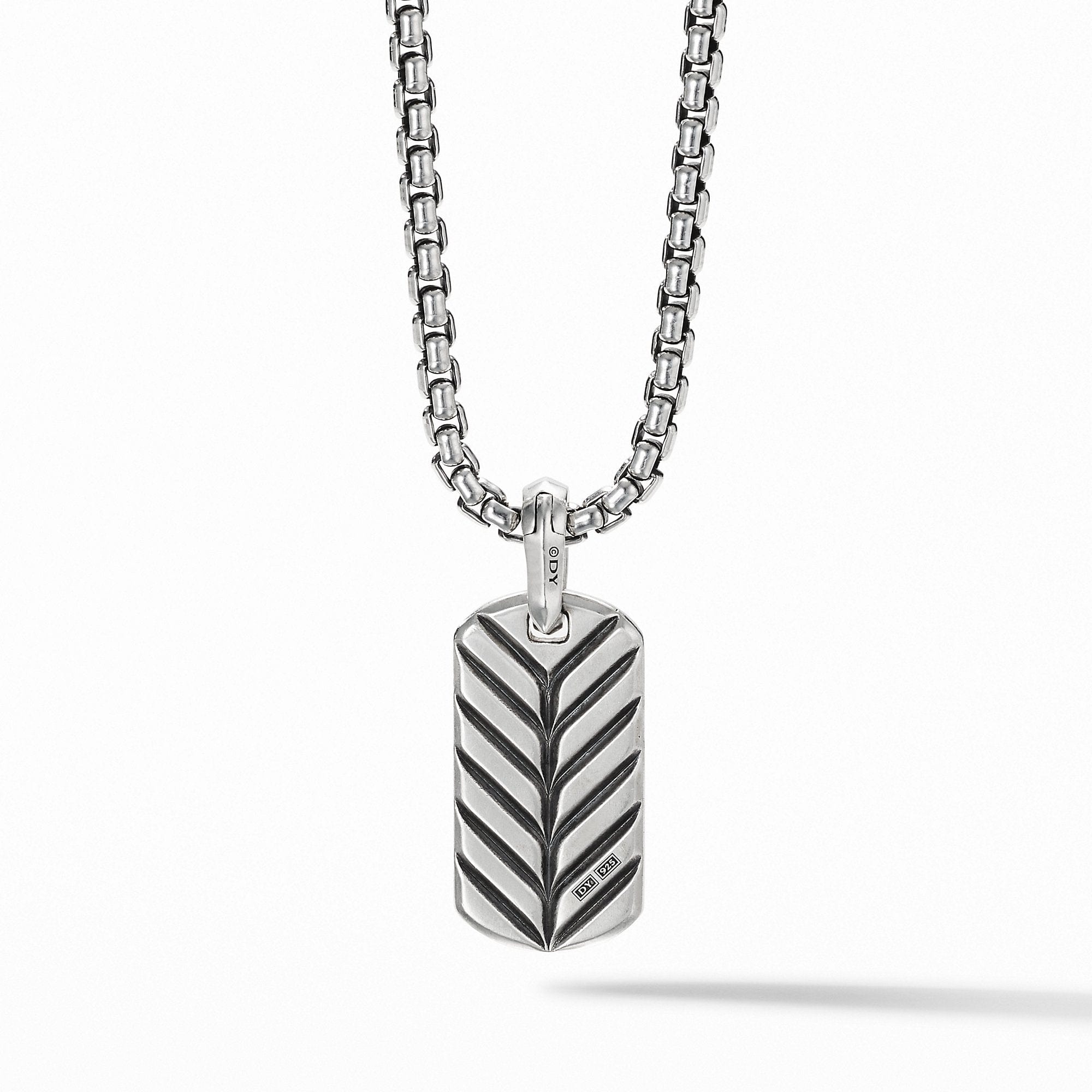 Pavé Diamonds Tag