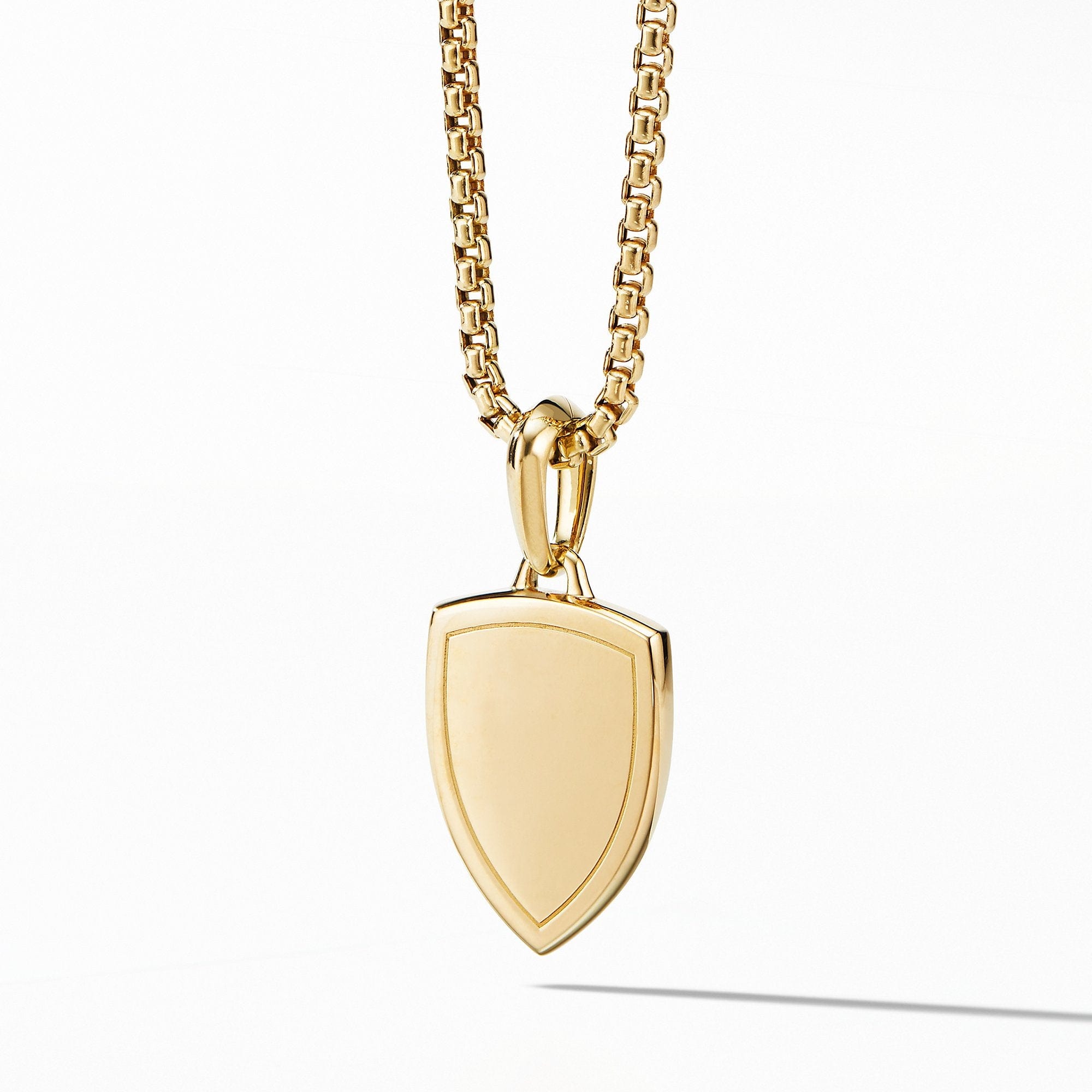 St. Michael Amulet in 18K Yellow Gold, 26mm