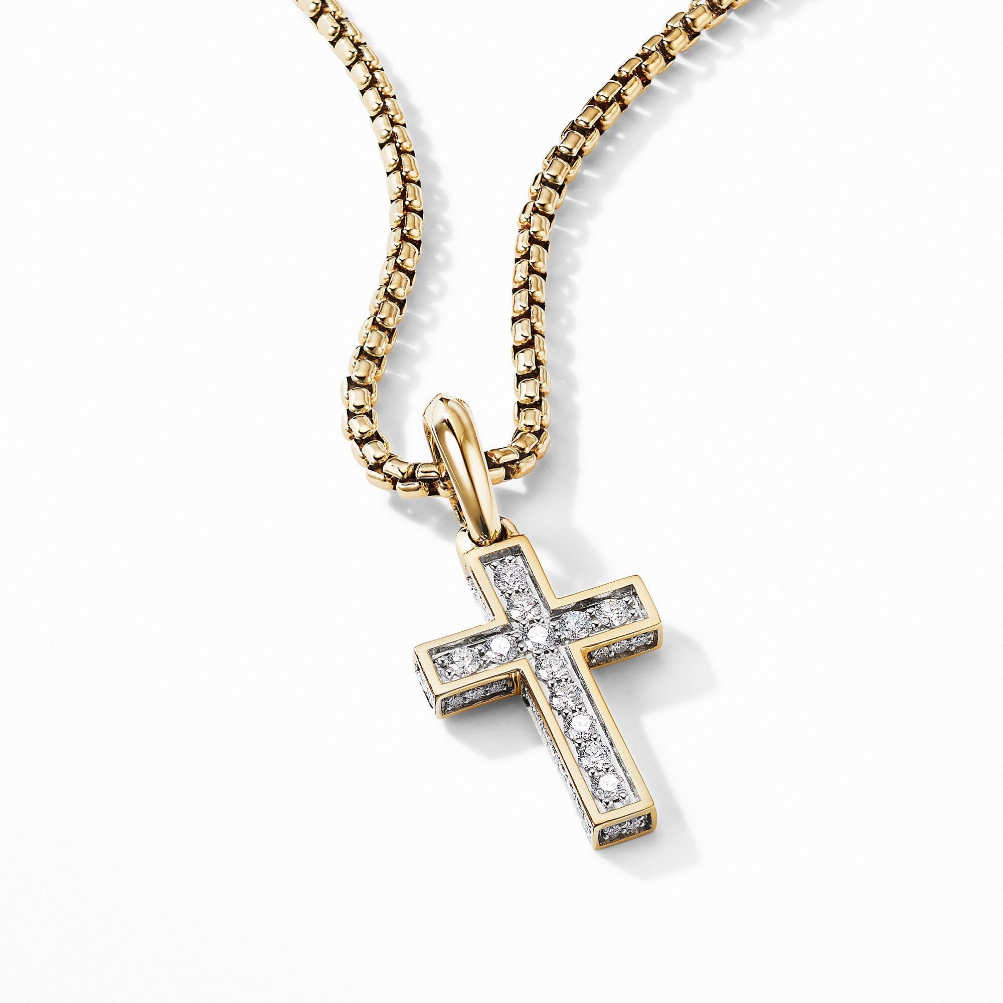 Cross Pendant in 18K Yellow Gold with Pavé Diamonds