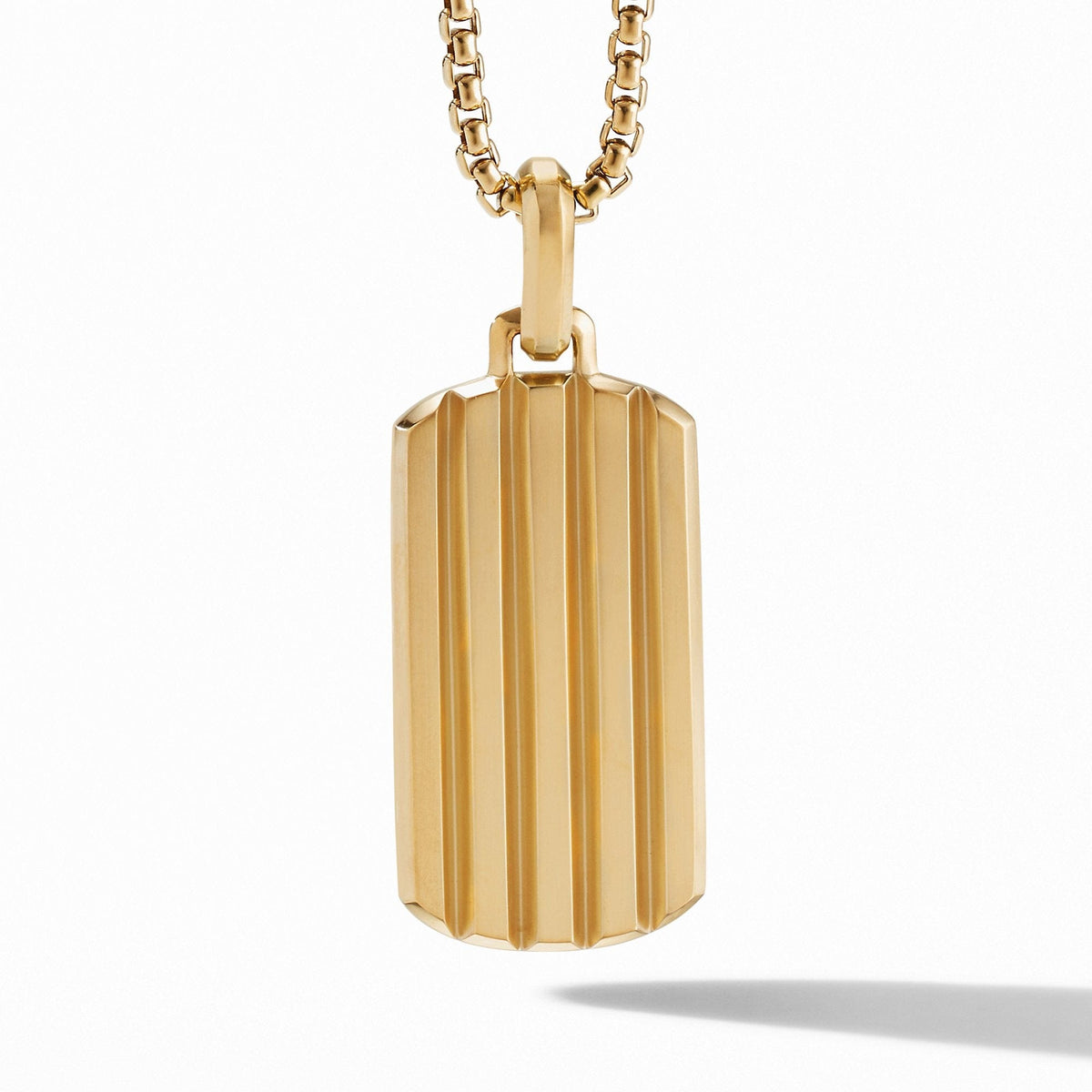 Beveled Tag in 18K Yellow Gold