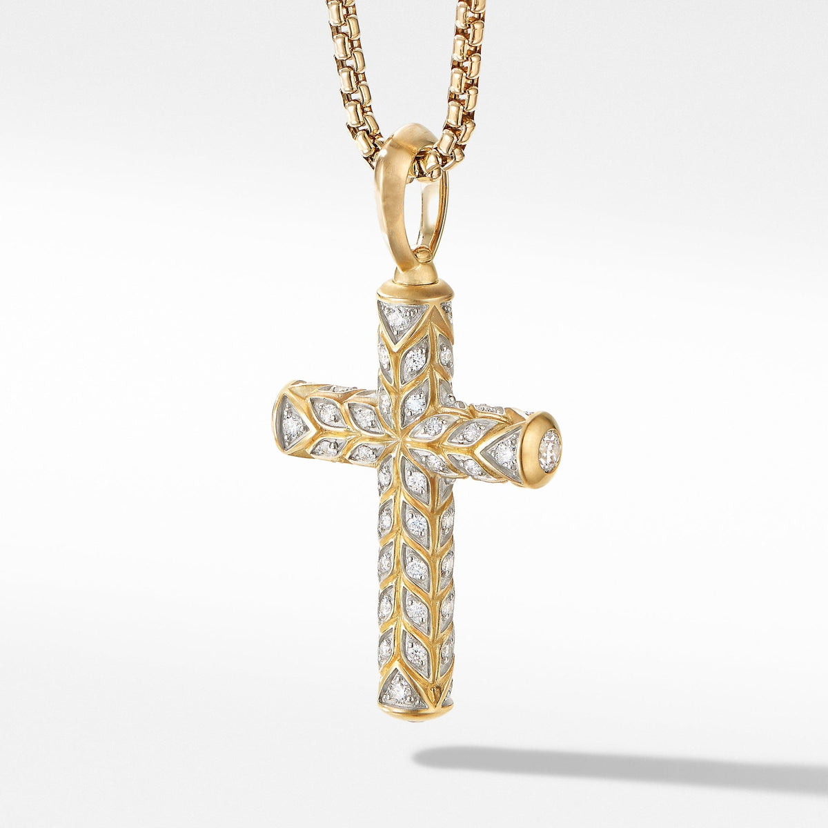 Chevron Sculpted Cross Pendant in 18K Yellow Gold with Pavé Diamonds