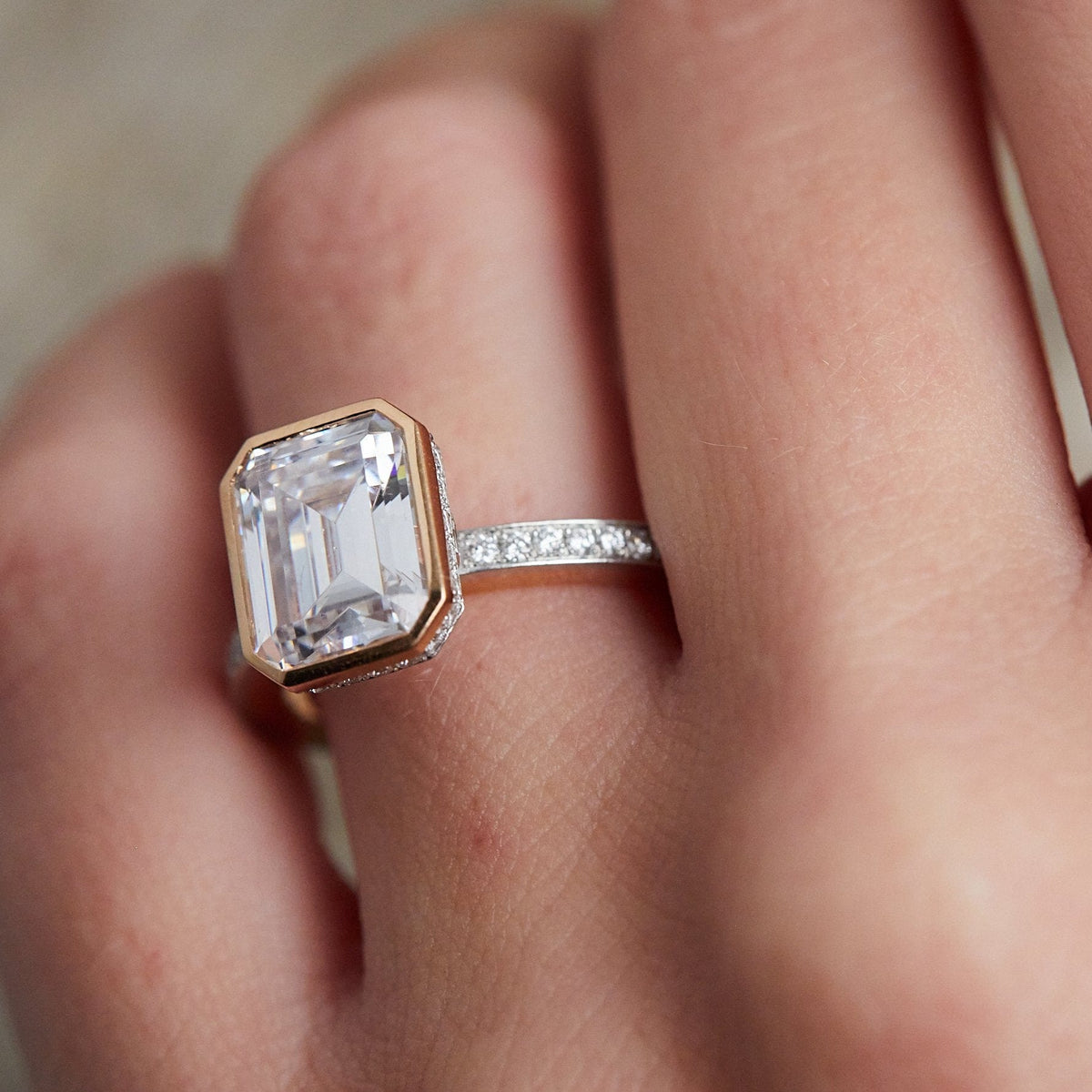 3ct Emerald Cut 3 Stone Trapezoids Engagement Ring – Siroo