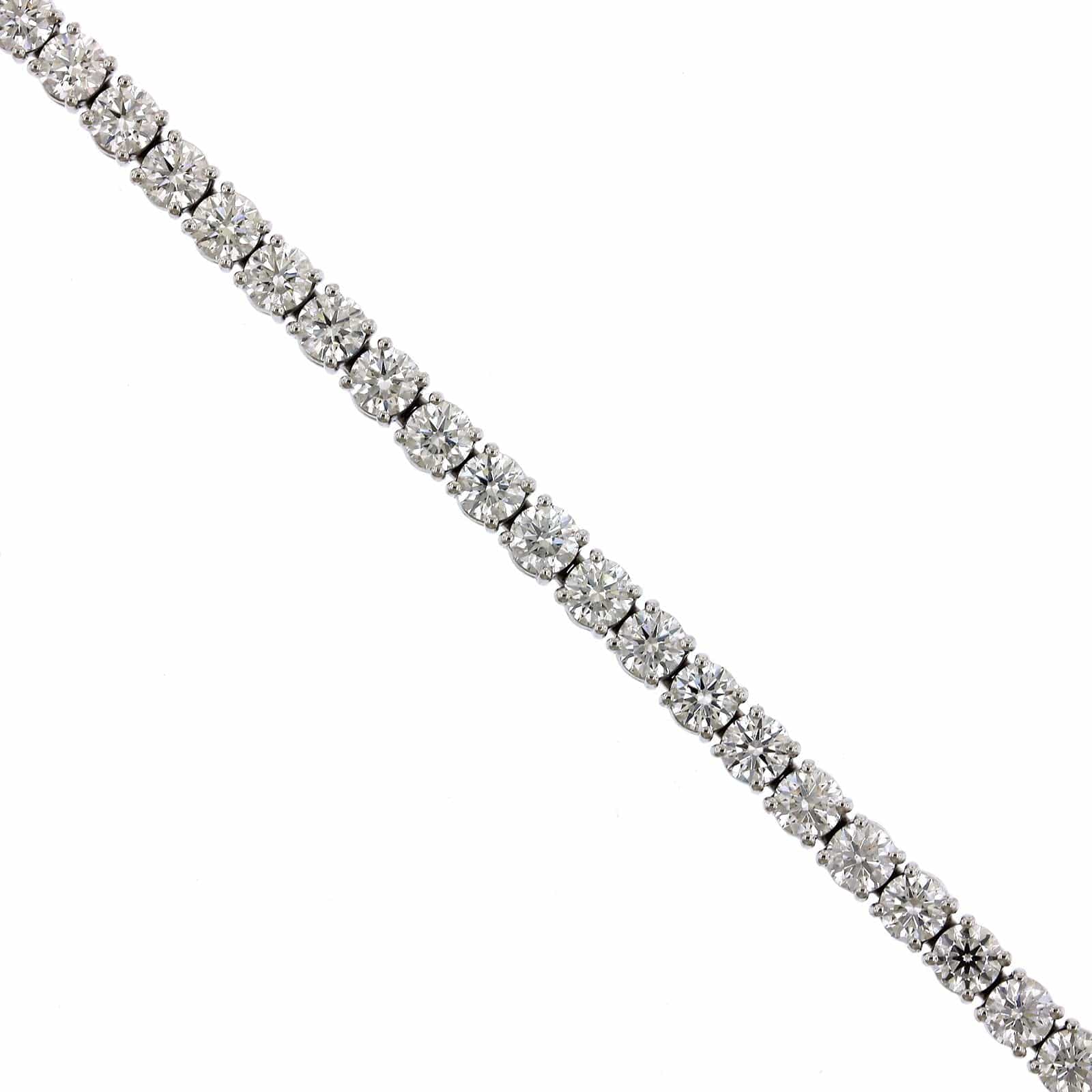 Platinum Diamond Tennis Bracelet, Platinum, Long's Jewelers