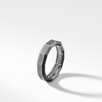 Faceted Band Ring in Grey Titanium