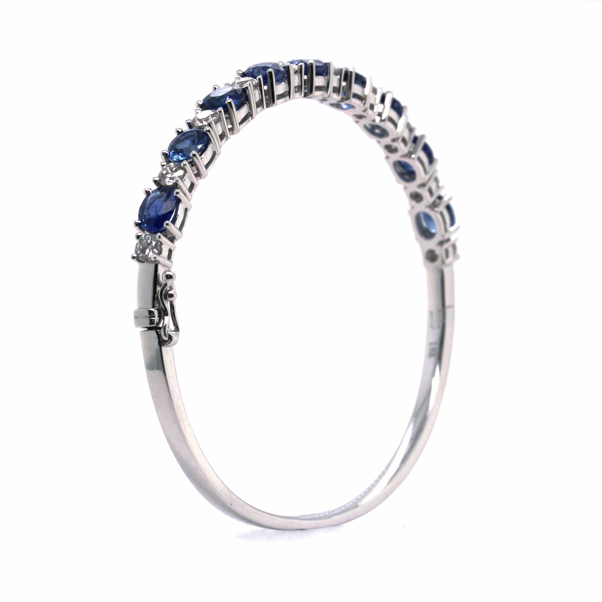 18K White Gold Oval Sapphire and Diamond Bracelet