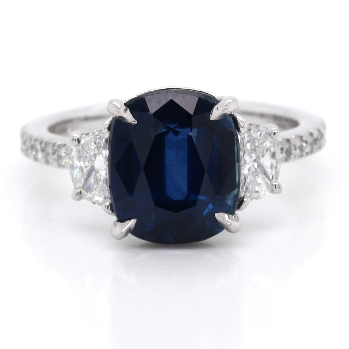 18K White Gold Sapphire and Diamond Ring