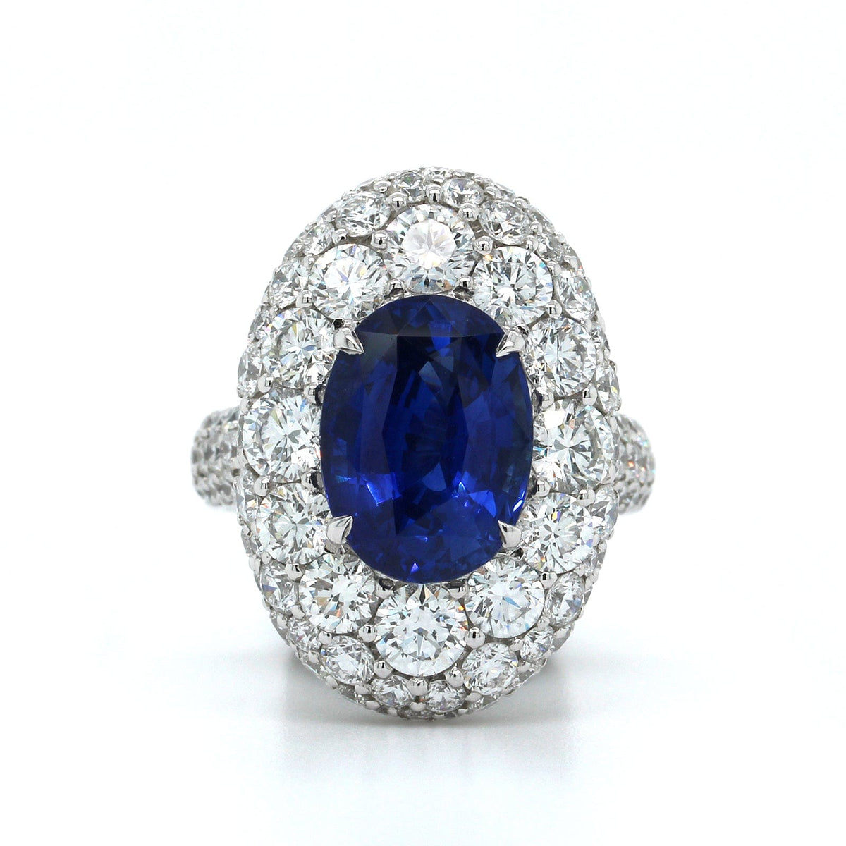 18K White Gold Oval Sapphire Diamond Ring