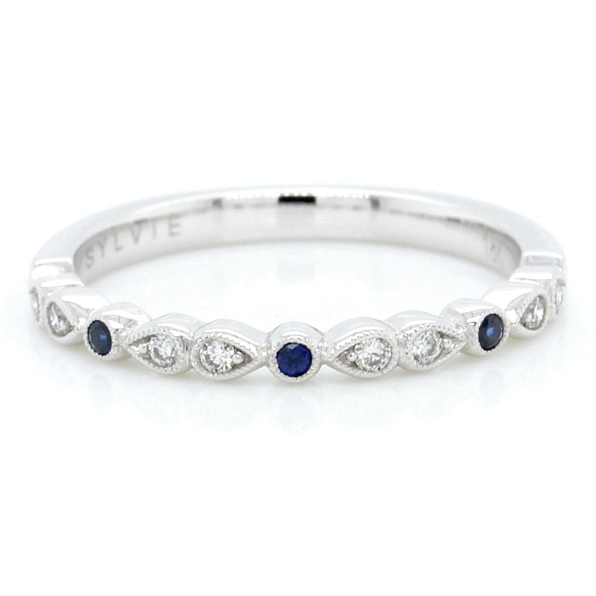 18K White Gold Alternating Shapes Diamond Sapphire Band