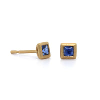 18K Yellow Gold Sapphire Stud Earrings
