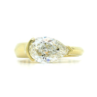 18K Yellow Gold Pear Shape Diamond Engagement Ring