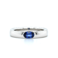 18K White Gold Oval Sapphire Bezel Set Ring
