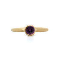14K Yellow Gold Round Cut Grape Sapphire Ring
