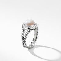 Pearl Ring with Diamonds