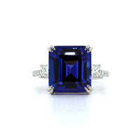 18K White Gold Emerald Cut Tanzanite Diamond Ring