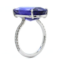 18K White Gold Oval Tanzanite Diamond Ring