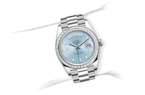 Day-Date 40, Oyster, 40 mm, platinum and diamonds Specifications